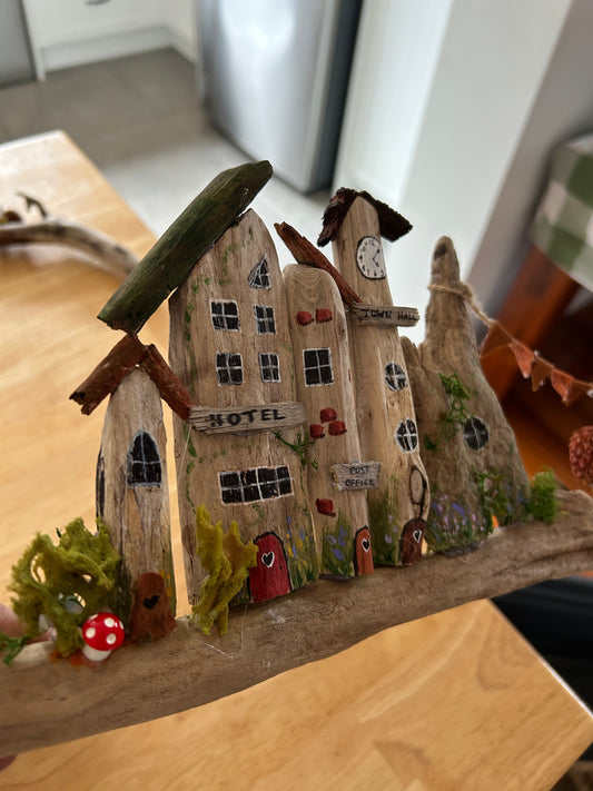 Autumn Driftwood Village #9