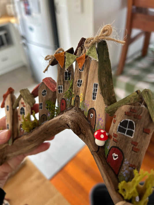 Autumn Driftwood Village #10
