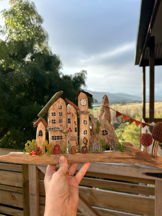 Autumn Driftwood Village #9